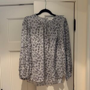 Chic Floral Women's Blouse in Black and White
